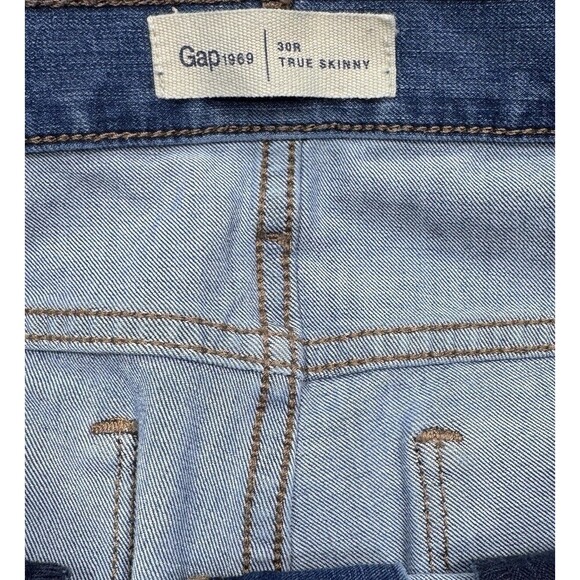 Gap Jeans Womens 30 True Skinny Mid Rise Blue Denim Stretch Measures 30 x 27.5 - Picture 3 of 9